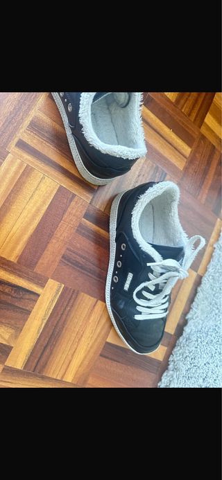 Zapatillas Scalpers Piel Negra y Blanca