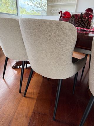 8 Sillas Comedor Tela gris con patas negras