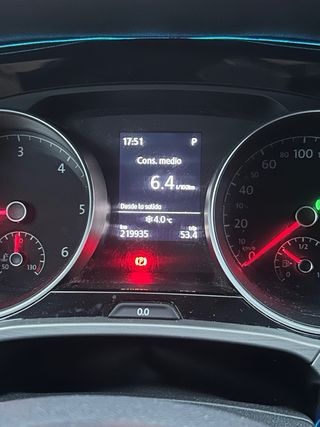 Volkswagen Touran Advance 1.6 TDI DSG – 2017