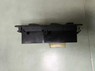 Mando Elevalunas Mitsubishi Montero V20