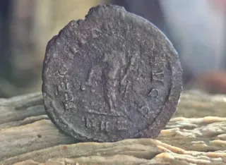 Escasa Moneda Romana Antoniano Carino