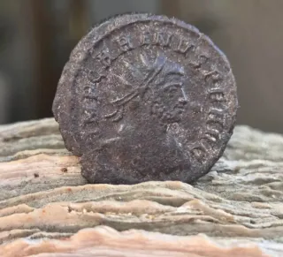 Escasa Moneda Romana Antoniano Carino