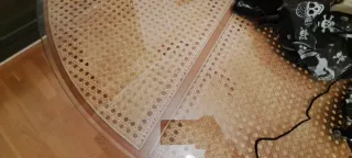 Mesa redonda ratán y cristal