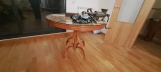 Mesa redonda ratán y cristal