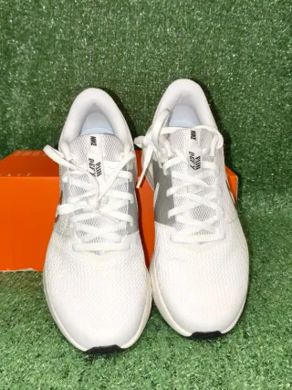 Nike Run Defy Mujer Blanco Plata