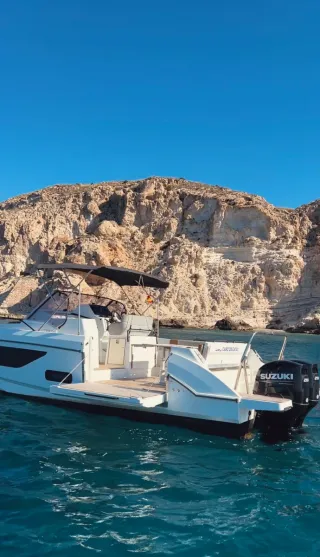 Beneteau Flyer 9 Sundeck x2 Suzuki 200