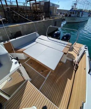 Beneteau Flyer 9 Sundeck x2 Suzuki 200