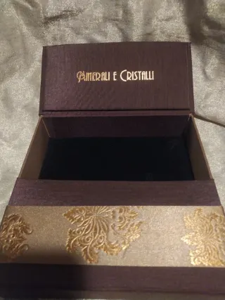 Scatola minerali Cristalli