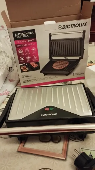 Bistecchiera elettrica 800W