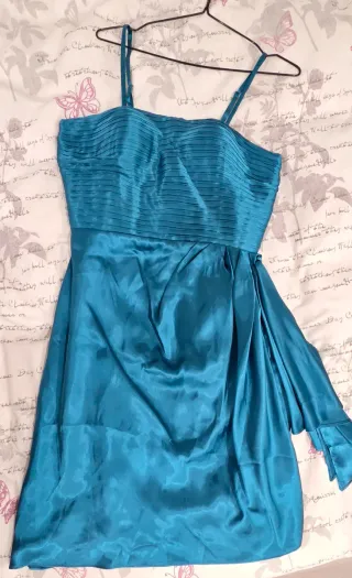 Vestido de fiesta azul verdoso