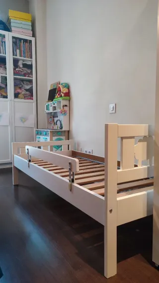 Cama Infantil Ikea KRITTER + Somier +  Barandilla