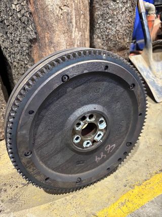 Volante motor RD28T Y61 TD6
