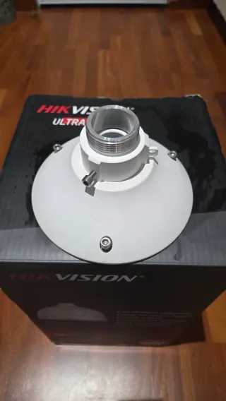 Cámara Domo IP Hikvision Zoom 42x, IR 500m