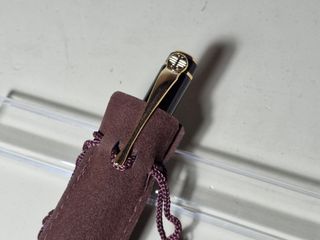 Pluma estilográfica nueva a estrenar.