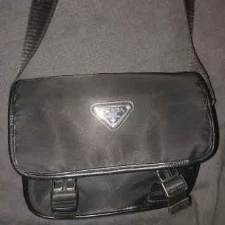 Bolso de hombro Prada Negro