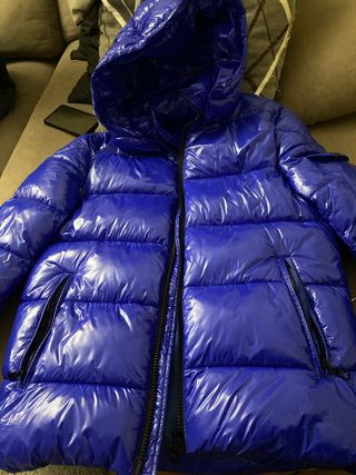 Abrigo grueso de plumas azul