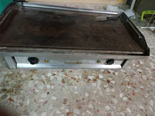 Plancha Eléctrica Profesional Repagas