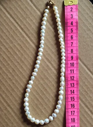 Collar de perlas naturales cierre dorado