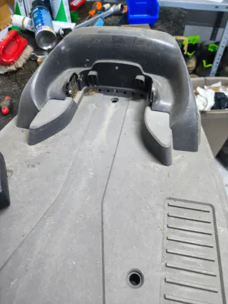 Estación de carga robot cortacésped McCulloch