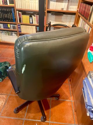 SILLÓN DE OFICINA SEÑORIAL DE PIEL AUTÉNTICA