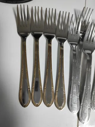 Set 12 Cuchillos y 12 Tenedores