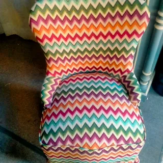 Butaca descalzadora. Recién tapizada