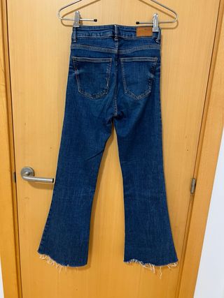 Pantalón tejano Bershka