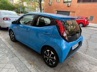 Toyota Aygo 1.0 70 x-play