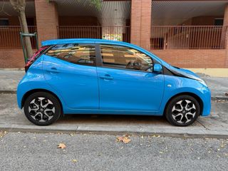 Toyota Aygo 1.0 70 x-play