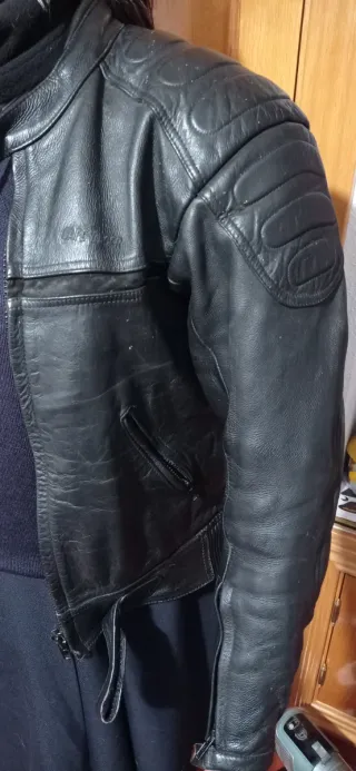Chaqueta de cuero para moto talla 48