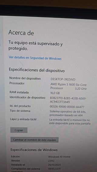 COMO NUEVA Torre PC Gaming con CABLE