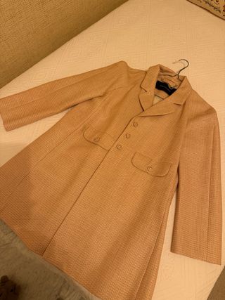 Talla 42 francesa(marca Tara Jarmon). Talla 40 esp