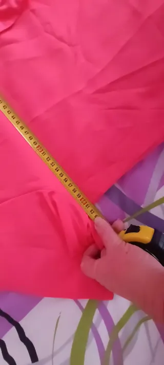 Blusa fucsia con volantes