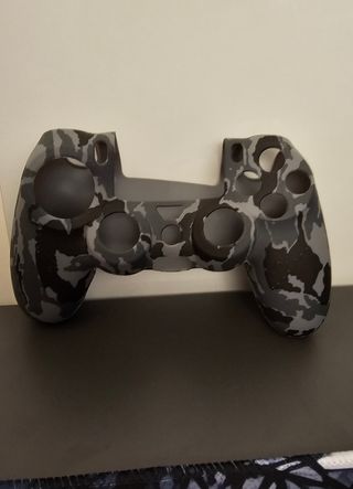 Funda Mando PS4 Camuflaje Gris