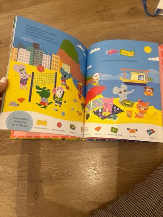 Los pequeñitos dan la vuelta al mundo