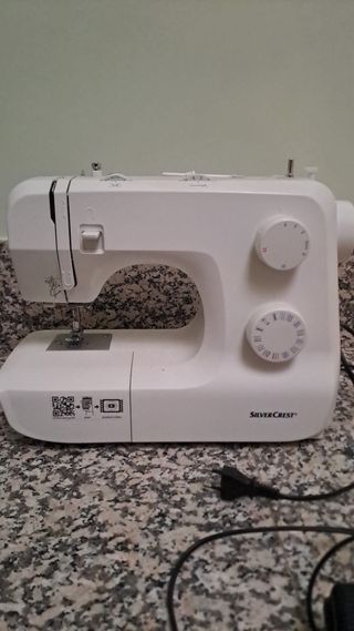 Máquina de coser SilverCrest