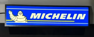 N 29 Cartel Luminoso Michelin
