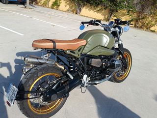 BMW R NineT Scrambler Verde Militar