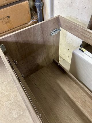 A ESTRENAR. MUEBLE DE BAÑO SUSPENDIDO CON ESPEJO