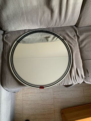 Espejo Redondo con marco fileteado negro, 60cm