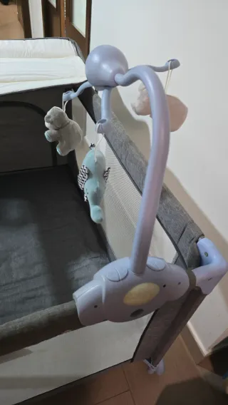 Parque Cuna Kinderkraft con Balancín y Cambiador