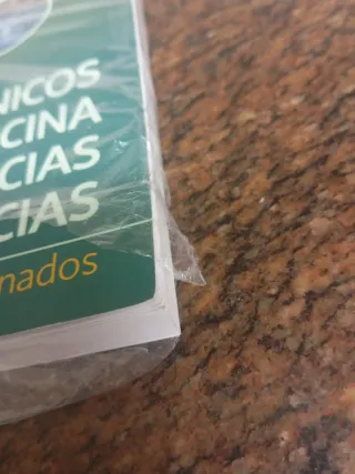 Casos clínicos de Medicina de Urgencias y Emerg...