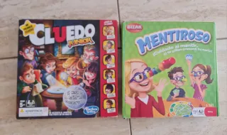 Juegos de mesa Cluedo Junior y Mentiroso.