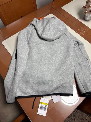 Chaqueta Nike Tech Fleece Gris Talla XL de niño