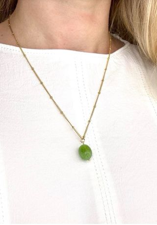 Conjunto de Joyas: Collar y Pendientes