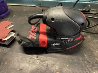 Lijadora Skil + varias lijas