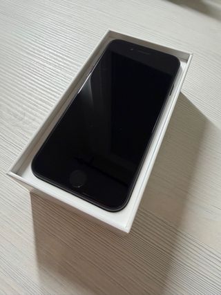iPhone SE (2ª Gen) 64GB Nero