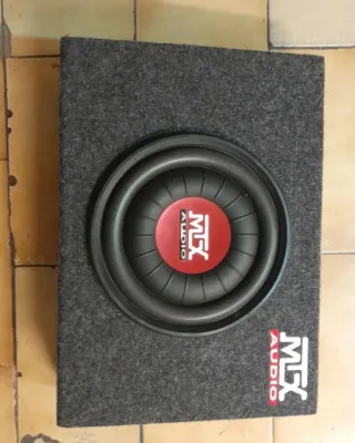 EQUIPO CAR AUDIO CON BLUETOOHH Y DESPIECE 206