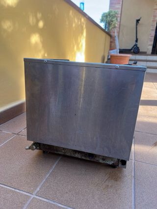 Parrilla/ Barbacoa de piedra volcánica