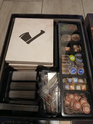 Jaws of the Lion + Forgotten Circles + mappa extra